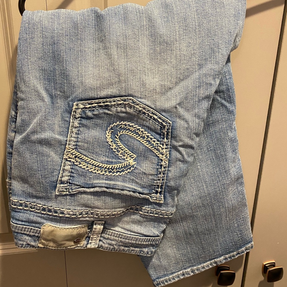 Silver aiko mid capri size 22